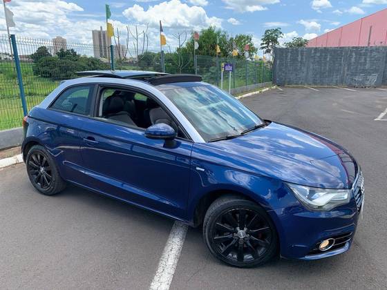 AUDI A1 1.4 TFSI ATTRACTION 16V 122CV GASOLINA 2P AUTOMÁTICO AUDI A1 1.4 TFSI ATTRACTION 16V 122CV GASOLINA 2P AUTOMÁTICO